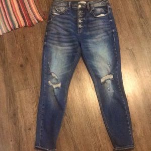 New kan can skinny jeans size 29 curvy . Never worn make me an offer :)!